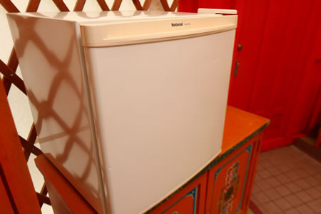 ゲル内・小型冷蔵庫